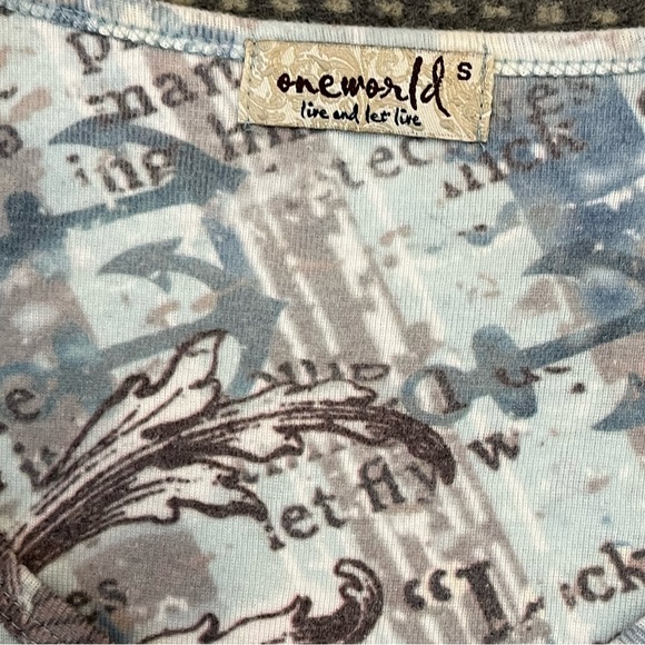 One World Top - Picture 4 of 4